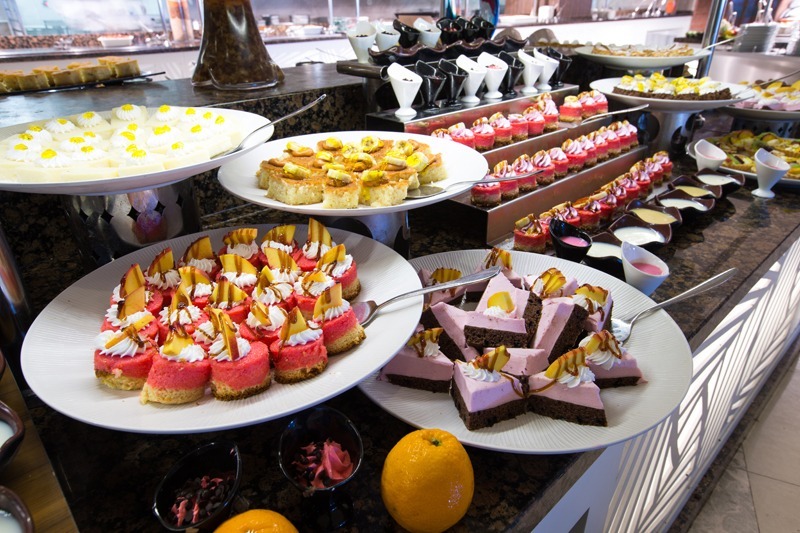 Extend Dessert Shelf Life and Boost Sales with Promolux Lamps Extend Dessert Shelf Life and Boost Sales with Promolux Lamps