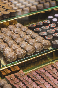 Schokoladen- und Süßigkeiten-Displays