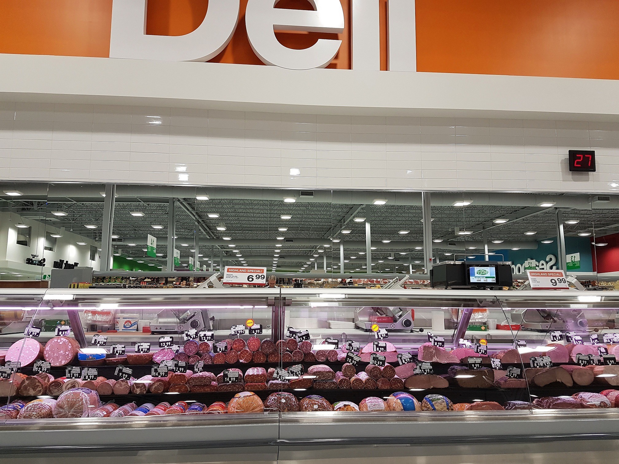 Deli Highland Farms Deli Highland Farms